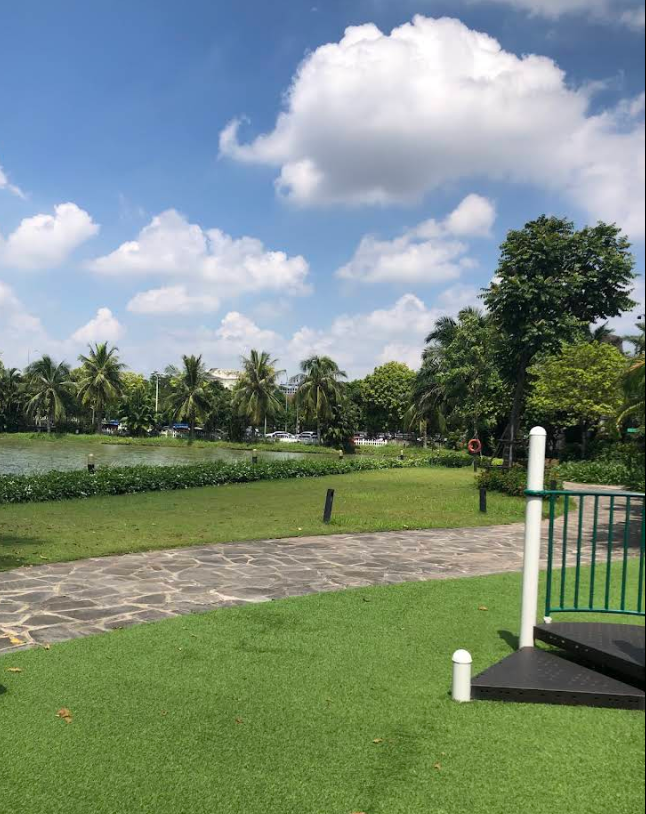 家の近くの公園